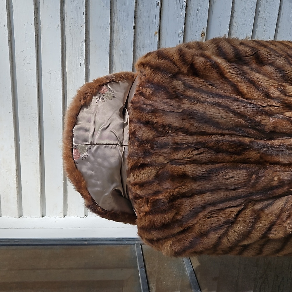 Vintage Horace Colley Handmade Fur From 1950s - Picture 6 of 12